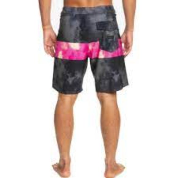 NWT!! Quiksilver Highlite Arch 19" Mens Boardshorts Size 30 - Picture 11 of 11